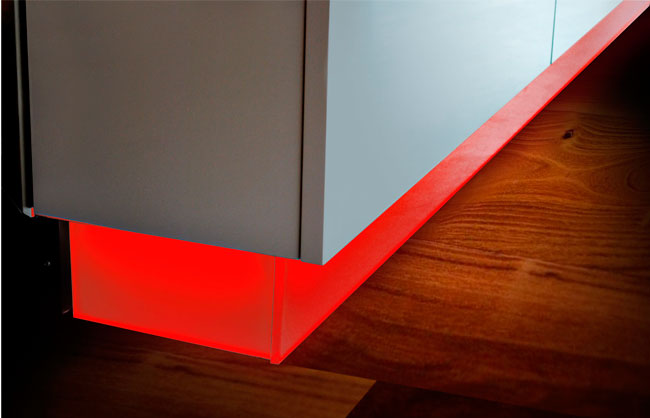Glass Plinth